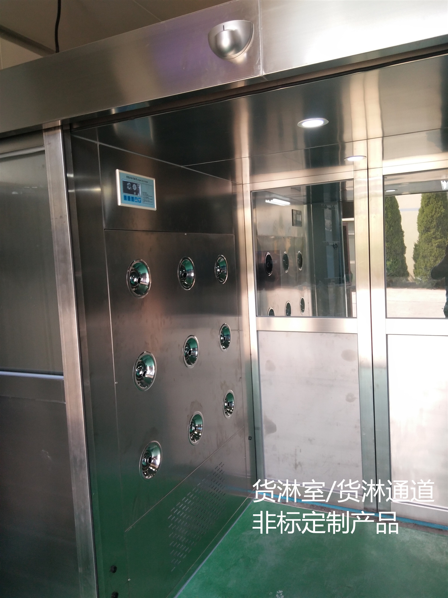 【駐馬店風(fēng)淋室價格】安全使用風(fēng)淋室的注意事項(xiàng)